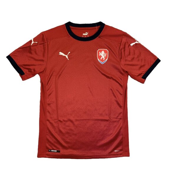 NWT $90 Puma Mens Czech Republic FACR Home Soccer Jersey Red Size S - Small - Picture 1 of 12